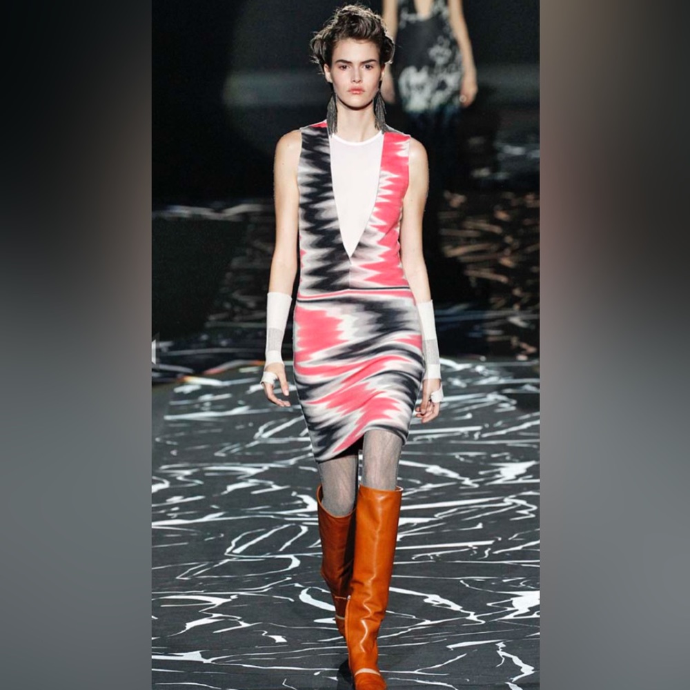Missoni Runway Bodycon Dress Size 44 Large